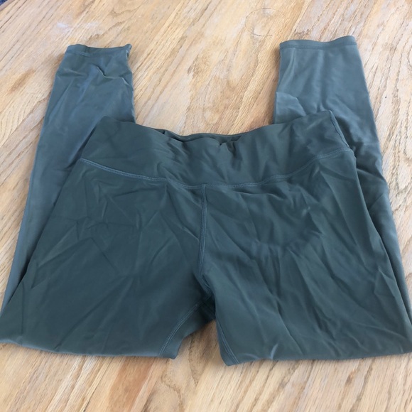 ZYIA olive green 7/8th length metallic compression leggings D2 - Picture 2 of 7